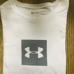 Men’s Under Armour T-Shirt Size Large